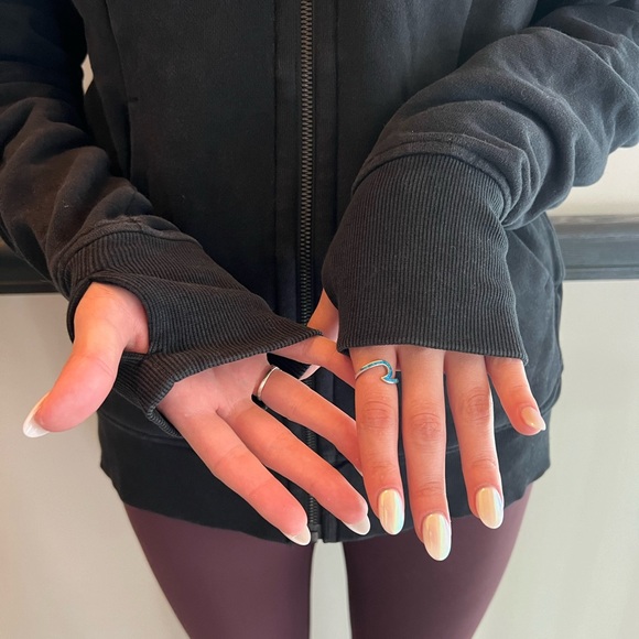 Black Lululemon scuba full length zip up - Picture 3 of 3